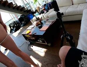 021622_first_time_handjob_from_gorgeous_babe_josie