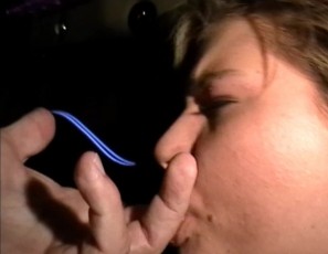 042314_camera_guy_fingering_one_girl_then_coke_dealer_fingering_britney_for_free_coke